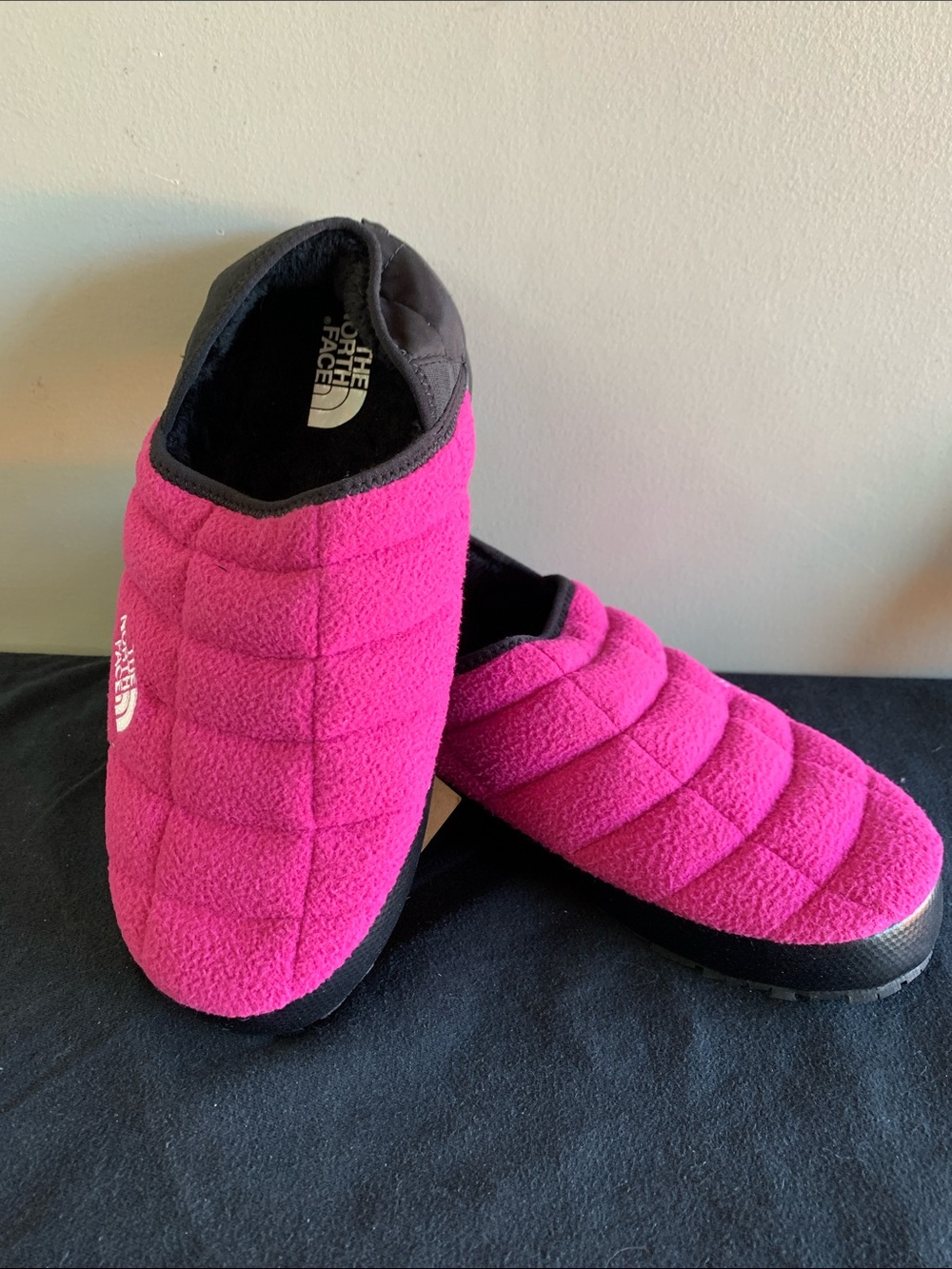 NWT The North Face ThermoBall Traction Mule- Women's